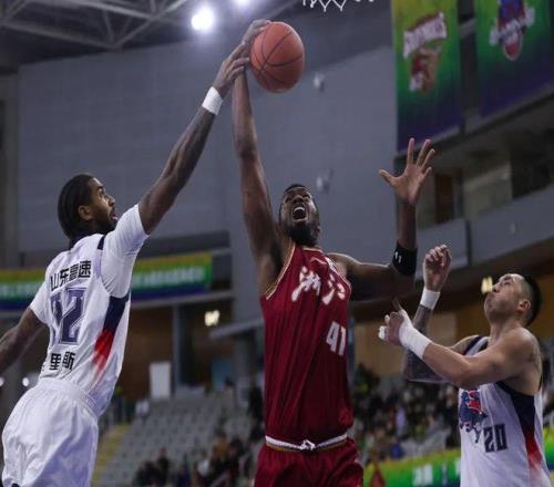 巅峰对决,上海男篮力,图上演逆转,太阳城娱乐平台,太阳城娱乐官网,太阳城娱乐城