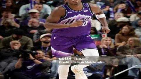 热刺球迷对特尔穿威廉球衣照表示不满，球员致歉并已删除照片