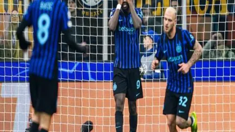 斯图加特5-0横扫波鸿，德甲首轮盛宴精彩回顾